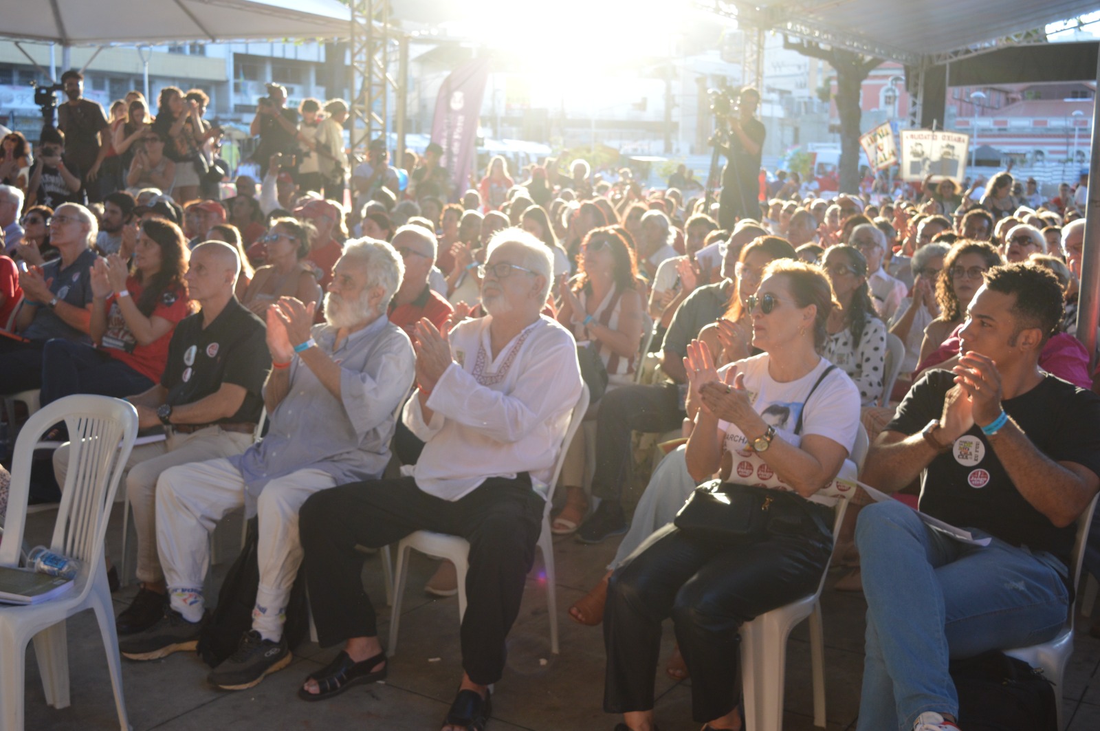 Leia mais sobre o artigo APES  esteve presente à chegada da caravana da democracia