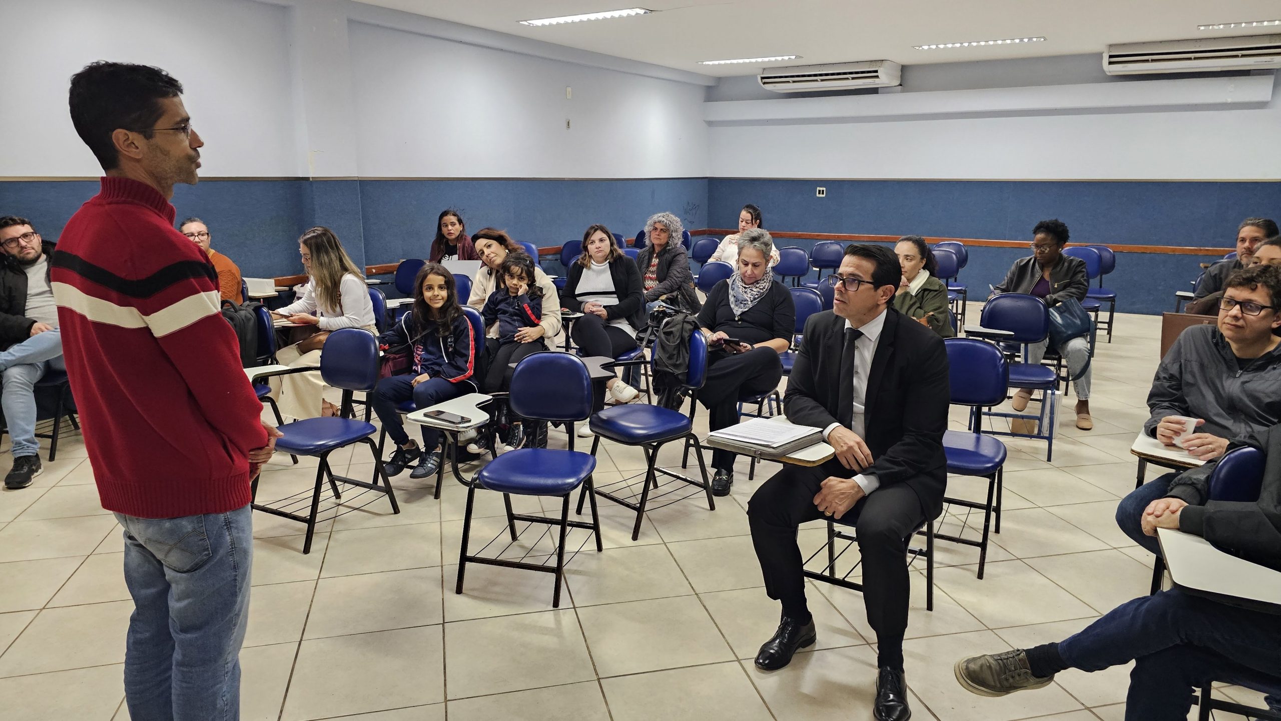 Leia mais sobre o artigo “Café com a APES” visitou Colégio de Aplicação João XXIII