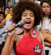 You are currently viewing Andressa Carvalho, integrante do coletivo Vozes da Rua e poeta marginal, fala sobre o cenário artístico para pessoas pretas, sobre o machismo e mais